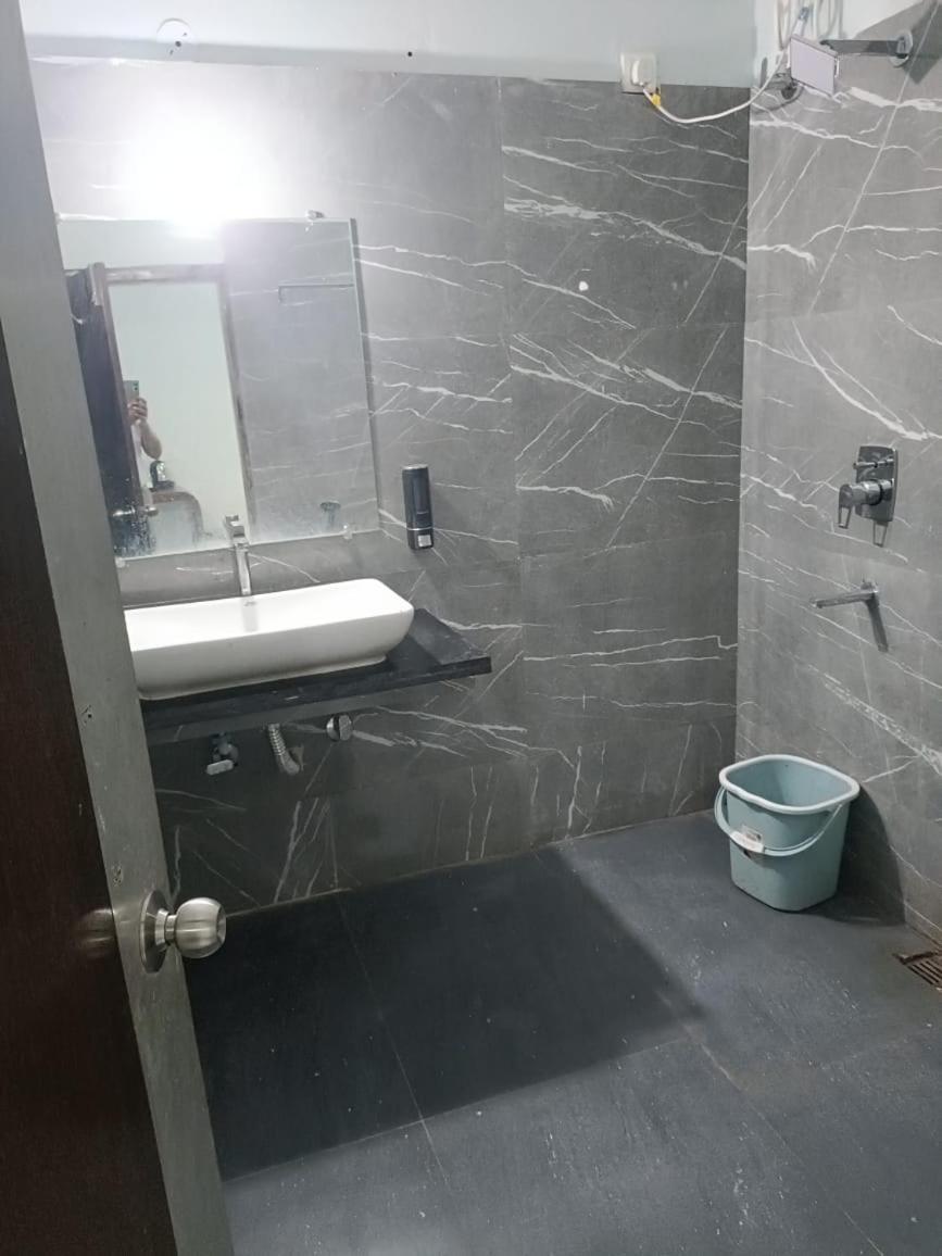 Hotel Krishna Residency Mahoba Εξωτερικό φωτογραφία