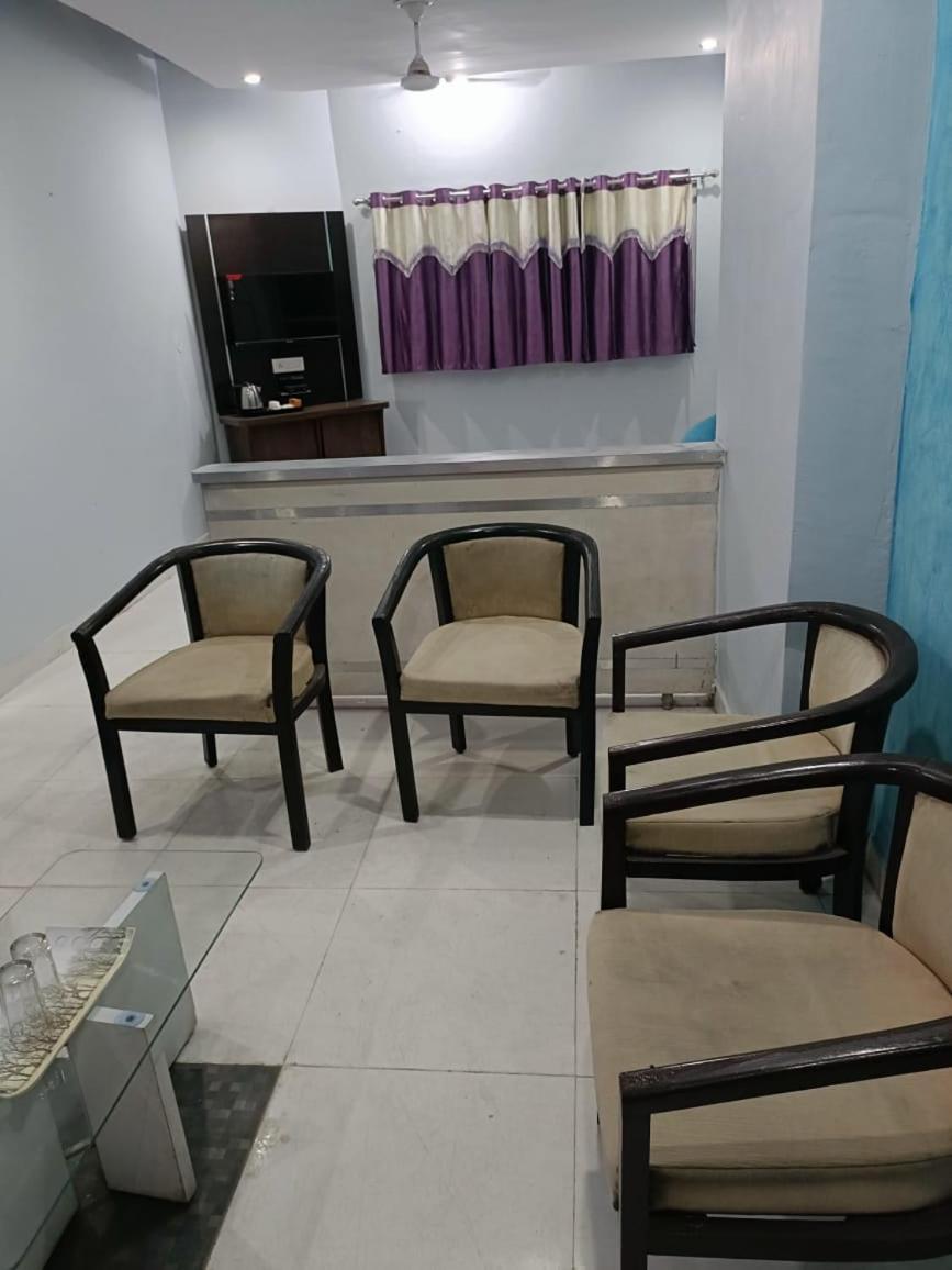 Hotel Krishna Residency Mahoba Εξωτερικό φωτογραφία
